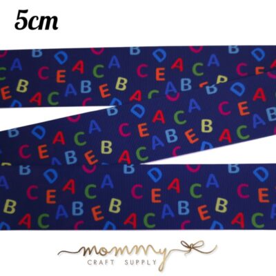 Cinta con diseño letras fondo azul